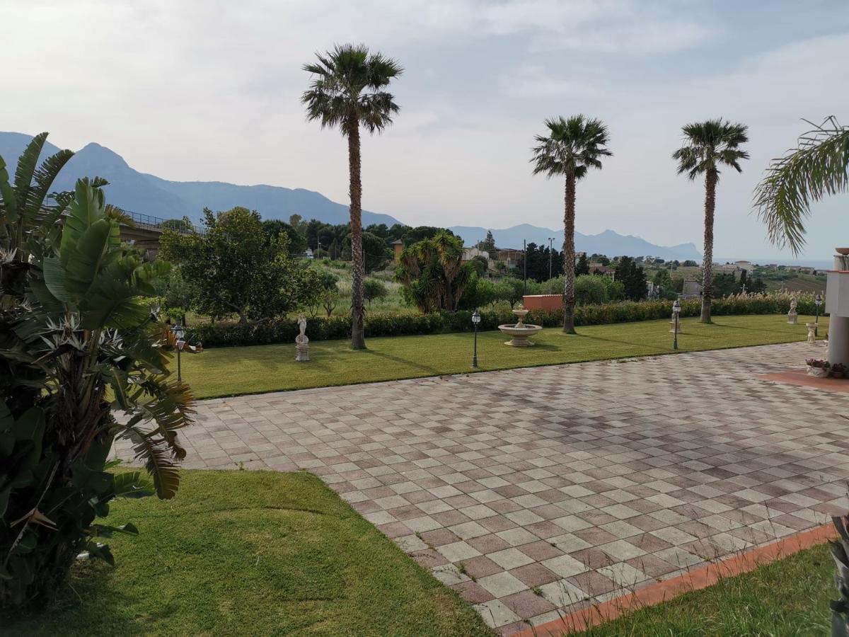 Il Giardino Monticciolo Hotel Кастеламаре дел Голфо Екстериор снимка