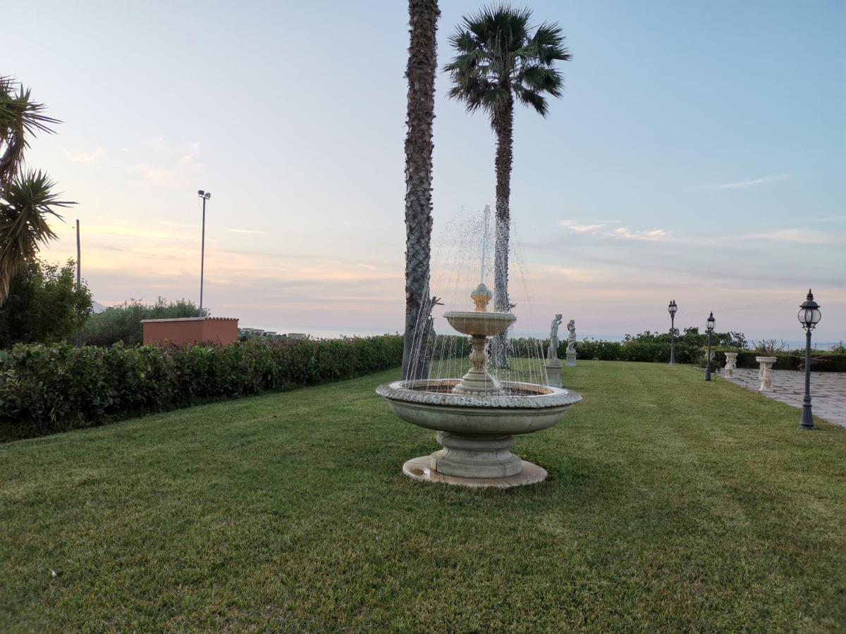 Il Giardino Monticciolo Hotel Кастеламаре дел Голфо Екстериор снимка